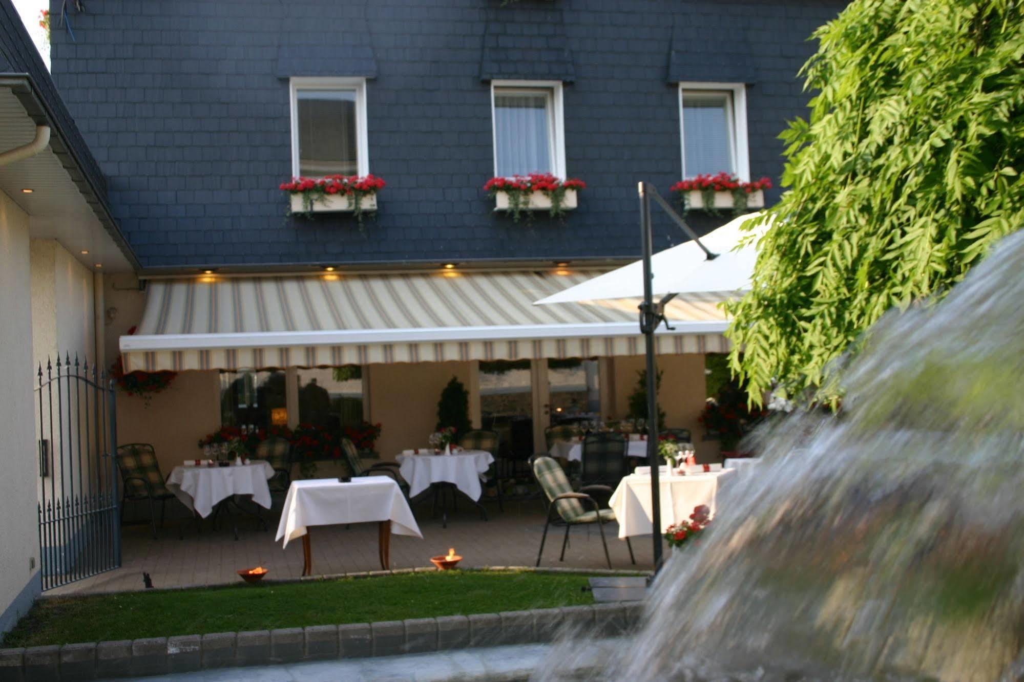 Roannay - Francorchamps Hotel Ngoại thất bức ảnh